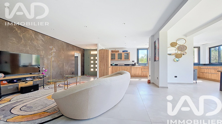 Ma-Cabane - Vente Maison Roquebrune-sur-Argens, 120 m²