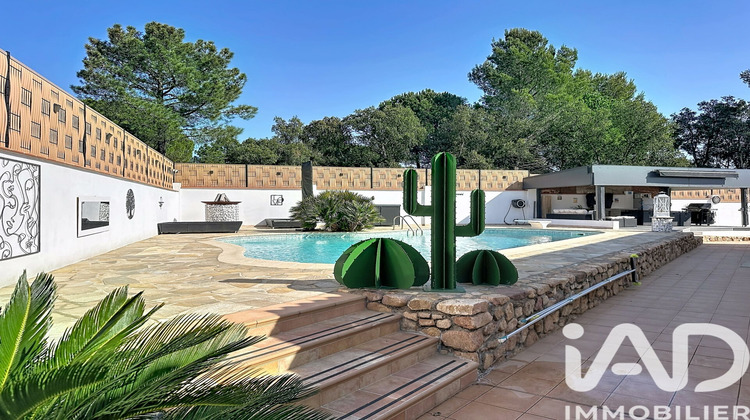 Ma-Cabane - Vente Maison Roquebrune-sur-Argens, 194 m²
