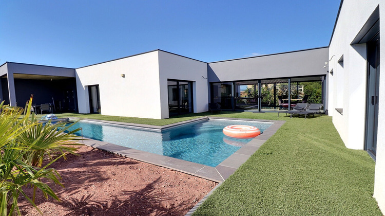 Ma-Cabane - Vente Maison ROQUEBRUNE-SUR-ARGENS, 156 m²