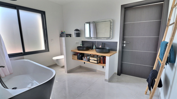 Ma-Cabane - Vente Maison ROQUEBRUNE-SUR-ARGENS, 156 m²