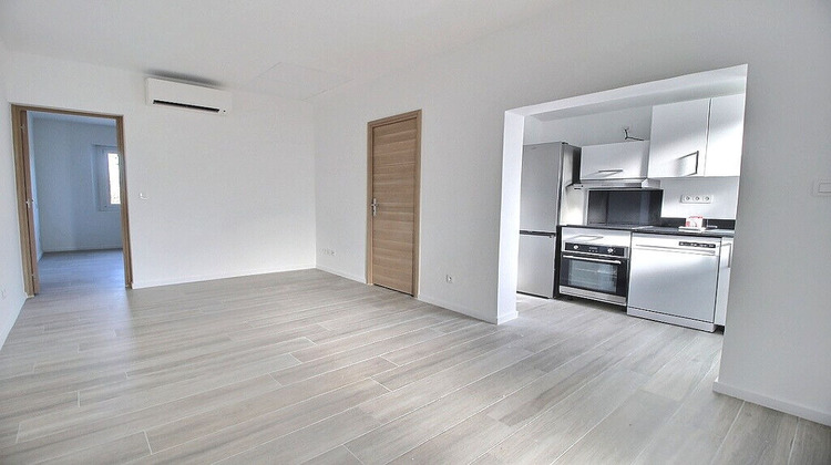 Ma-Cabane - Vente Maison ROQUEBRUNE-SUR-ARGENS, 36 m²