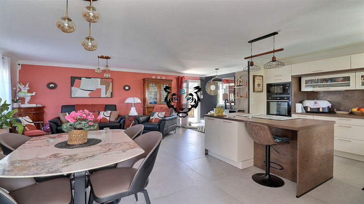 Ma-Cabane - Vente Maison ROQUEBRUNE-SUR-ARGENS, 96 m²