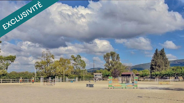 Ma-Cabane - Vente Maison Roquebrune-sur-Argens, 200 m²
