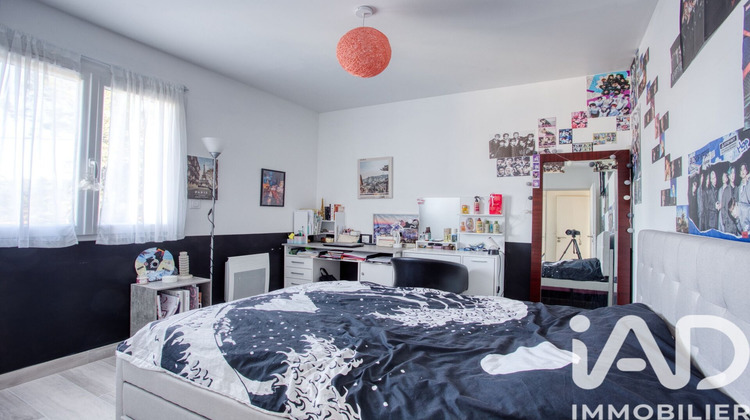 Ma-Cabane - Vente Maison Roquebrune-sur-Argens, 83 m²