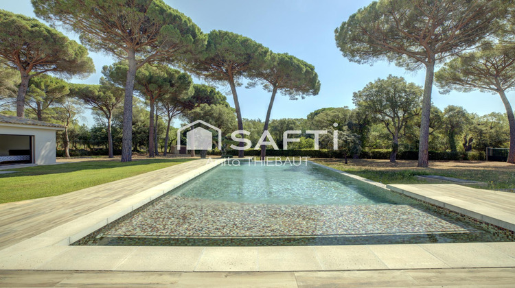 Ma-Cabane - Vente Maison Roquebrune-sur-Argens, 343 m²