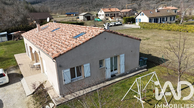 Ma-Cabane - Vente Maison Roquefeuil, 207 m²