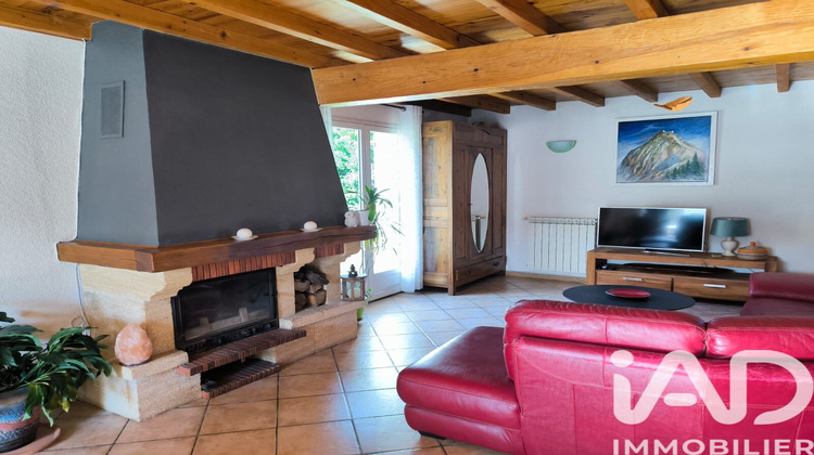 Ma-Cabane - Vente Maison Roquefeuil, 207 m²