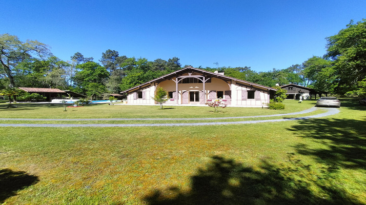Ma-Cabane - Vente Maison ROQUEFORT, 226 m²