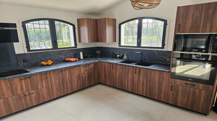 Ma-Cabane - Vente Maison ROQUEFORT LES PINS, 210 m²