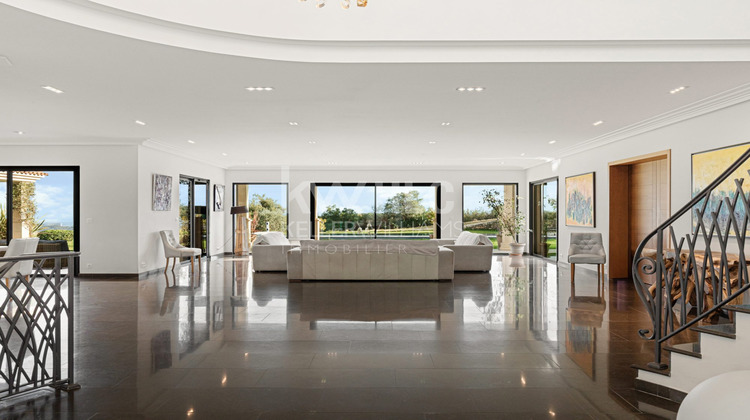 Ma-Cabane - Vente Maison Roquefort-les-Pins, 572 m²