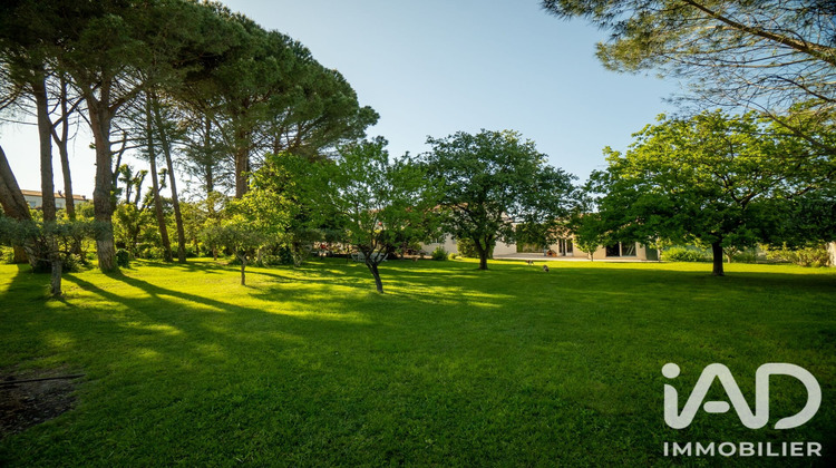 Ma-Cabane - Vente Maison Roquemaure, 244 m²