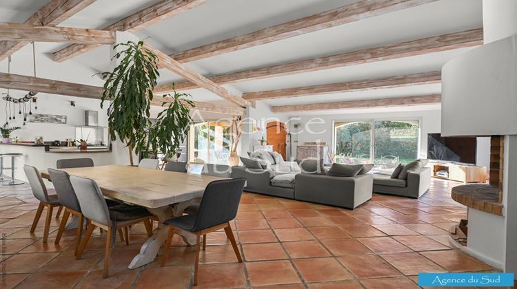 Ma-Cabane - Vente Maison ROQUEVAIRE, 217 m²