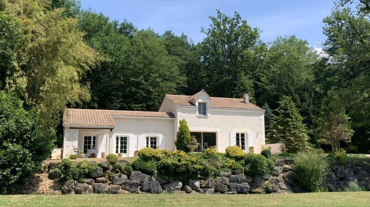 Ma-Cabane - Vente Maison ROUGNAC, 245 m²