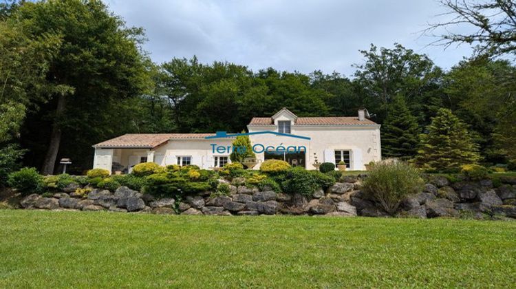 Ma-Cabane - Vente Maison Rougnac, 188 m²