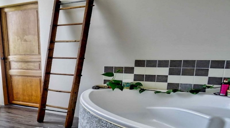 Ma-Cabane - Vente Maison ROUILLAC, 243 m²