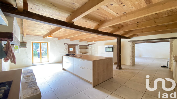 Ma-Cabane - Vente Maison Rouillé, 142 m²