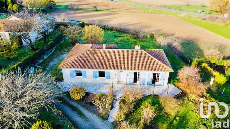 Ma-Cabane - Vente Maison Roullet-Saint-Estèphe, 92 m²