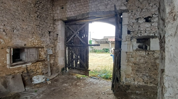 Ma-Cabane - Vente Maison ROULLET SAINT ESTEPHE, 157 m²