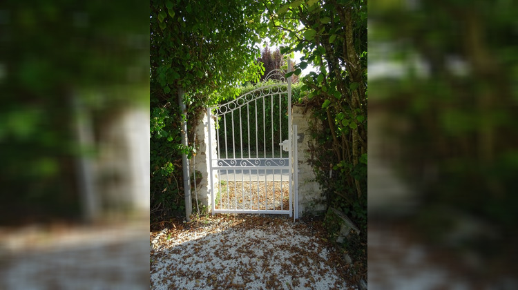 Ma-Cabane - Vente Maison ROULLET SAINT ESTEPHE, 229 m²