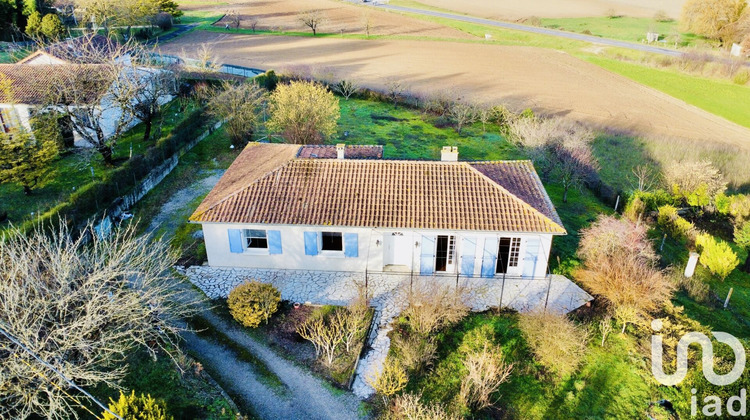 Ma-Cabane - Vente Maison Roullet-Saint-Estèphe, 93 m²