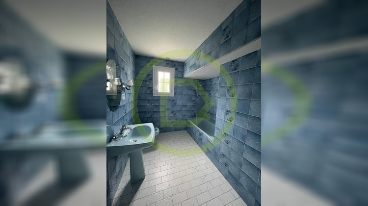 Ma-Cabane - Vente Maison ROULLET SAINT ESTEPHE, 93 m²