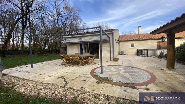 Ma-Cabane - Vente Maison Roullet-Saint-Estèphe, 171 m²
