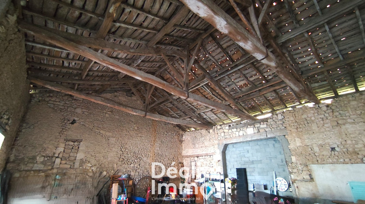 Ma-Cabane - Vente Maison ROULLET SAINT ESTEPHE, 145 m²