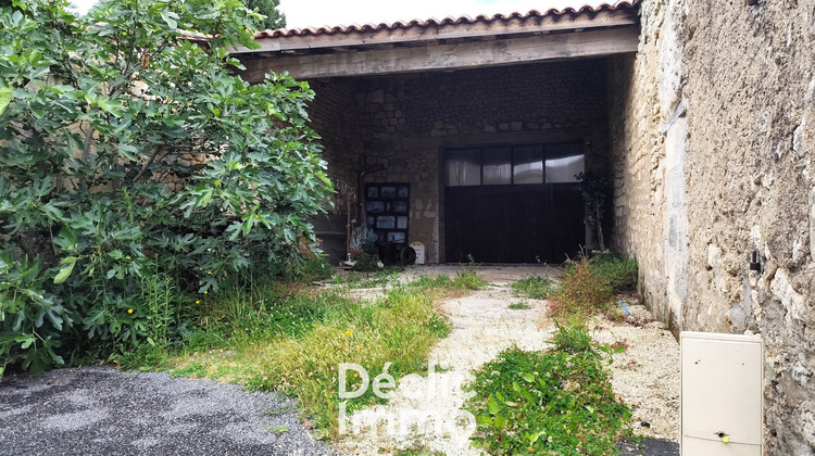 Ma-Cabane - Vente Maison ROULLET SAINT ESTEPHE, 145 m²