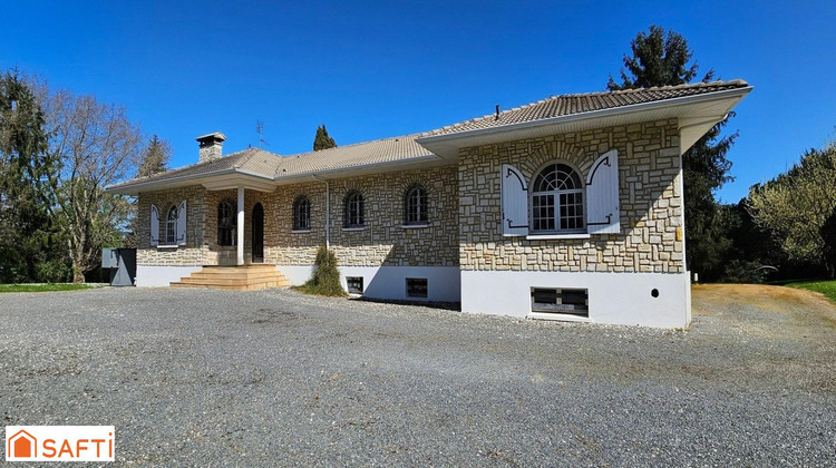 Ma-Cabane - Vente Maison Roullet-Saint-Estephe, 322 m²