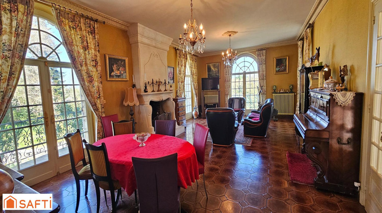 Ma-Cabane - Vente Maison Roullet-Saint-Estephe, 322 m²