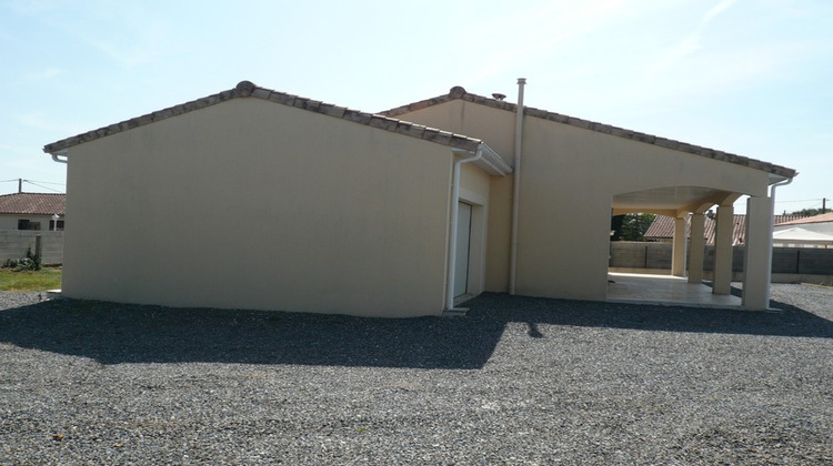 Ma-Cabane - Vente Maison ROULLET SAINT ESTEPHE, 73 m²