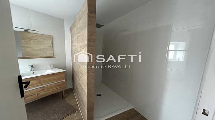 Ma-Cabane - Vente Maison Roullet-Saint-Estephe, 70 m²