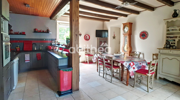 Ma-Cabane - Vente Maison Roumazières-Loubert, 148 m²