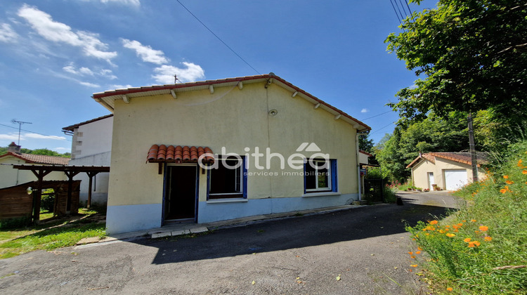 Ma-Cabane - Vente Maison Roumazières-Loubert, 60 m²