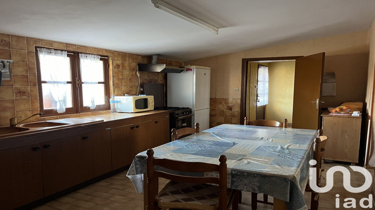 Ma-Cabane - Vente Maison Roumazières-Loubert, 93 m²