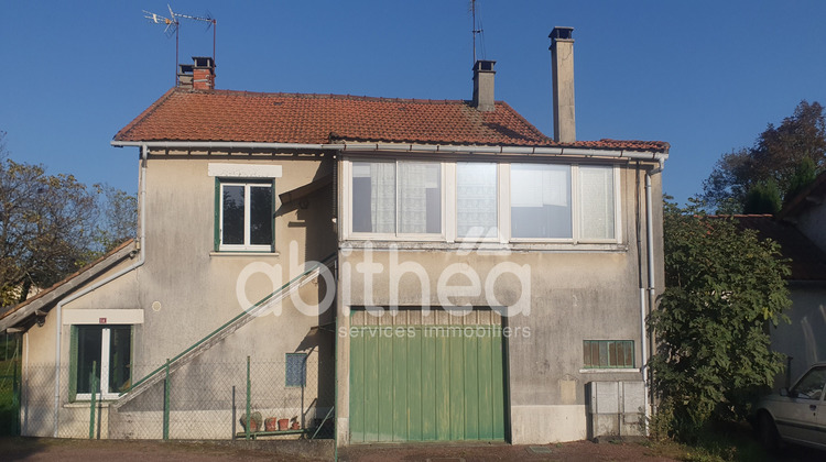 Ma-Cabane - Vente Maison Roumazières-Loubert, 80 m²