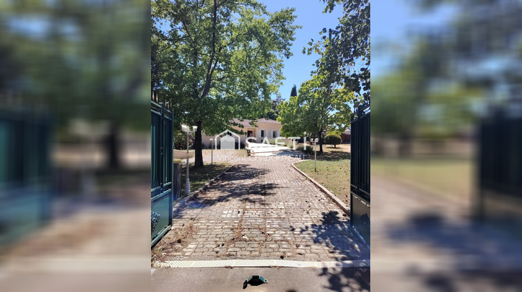Ma-Cabane - Vente Maison Roumazières-Loubert, 320 m²