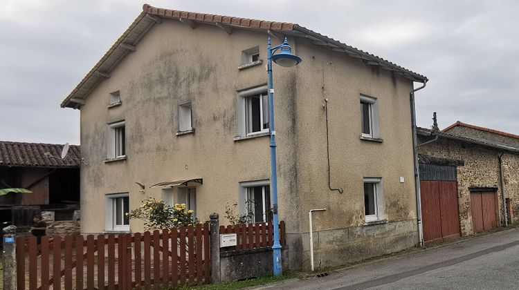 Ma-Cabane - Vente Maison ROUSSAC, 65 m²