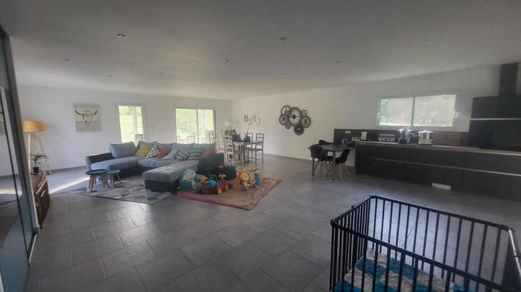 Ma-Cabane - Vente Maison ROUSSENNAC, 146 m²
