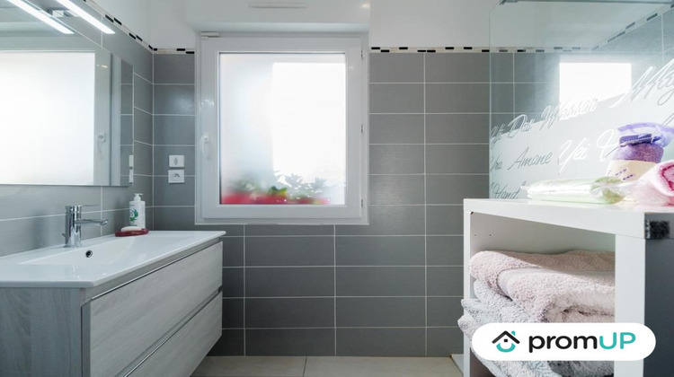 Ma-Cabane - Vente Maison Roussillon, 93 m²