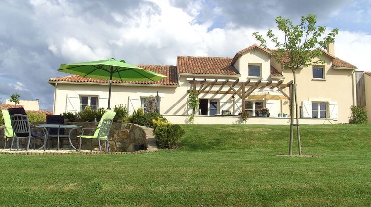 Ma-Cabane - Vente Maison Rouzède, 201 m²