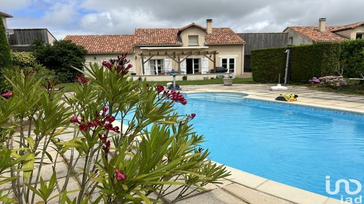 Ma-Cabane - Vente Maison Rouzède, 168 m²