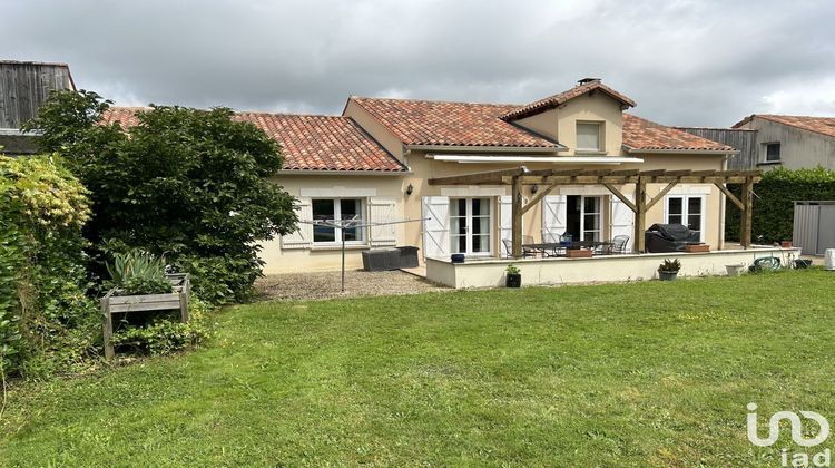 Ma-Cabane - Vente Maison Rouzède, 168 m²