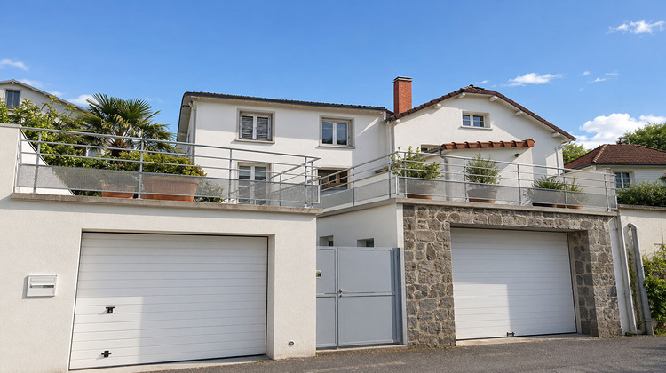 Ma-Cabane - Vente Maison ROYAT, 185 m²