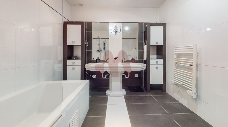 Ma-Cabane - Vente Maison Rueil-Malmaison, 238 m²