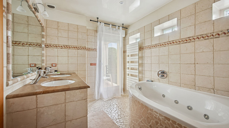 Ma-Cabane - Vente Maison RUEIL-MALMAISON, 230 m²