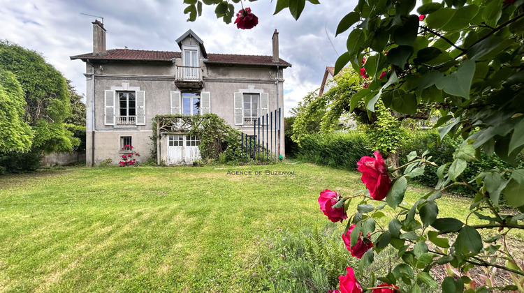 Ma-Cabane - Vente Maison RUEIL-MALMAISON, 210 m²