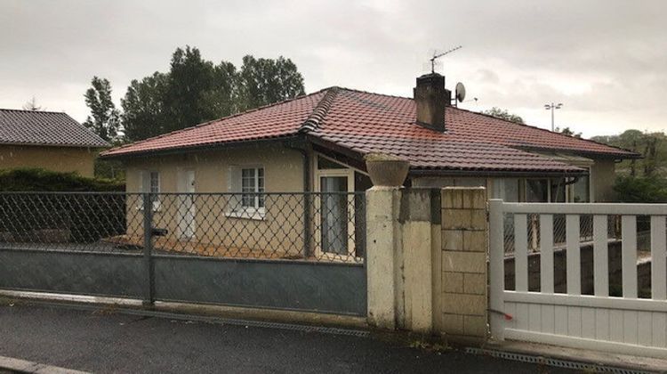 Ma-Cabane - Vente Maison RUELLE-SUR-TOUVRE, 180 m²