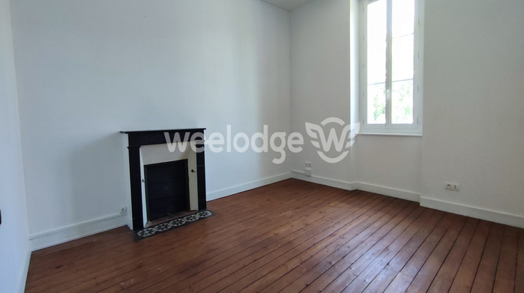 Ma-Cabane - Vente Maison Ruelle-sur-Touvre, 210 m²