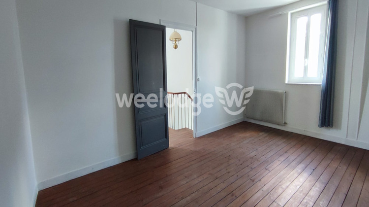 Ma-Cabane - Vente Maison Ruelle-sur-Touvre, 210 m²